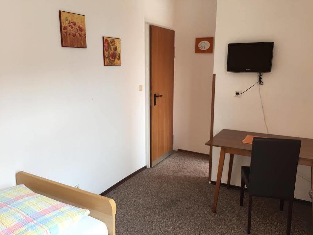 Hotel Grüner Kranz Rendsburg Dış mekan fotoğraf
